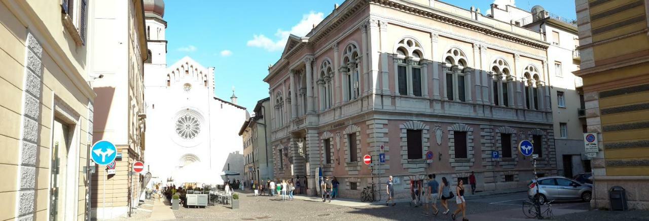 B&B Lupin Trento Bagian luar foto